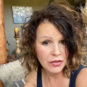 Meet your Posher, Tera